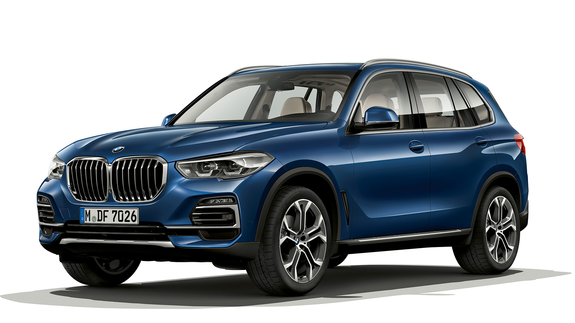 Model xLine BMW X5 xDrive40i G05 2018 Phytonic Blue metallic three-quarter front view